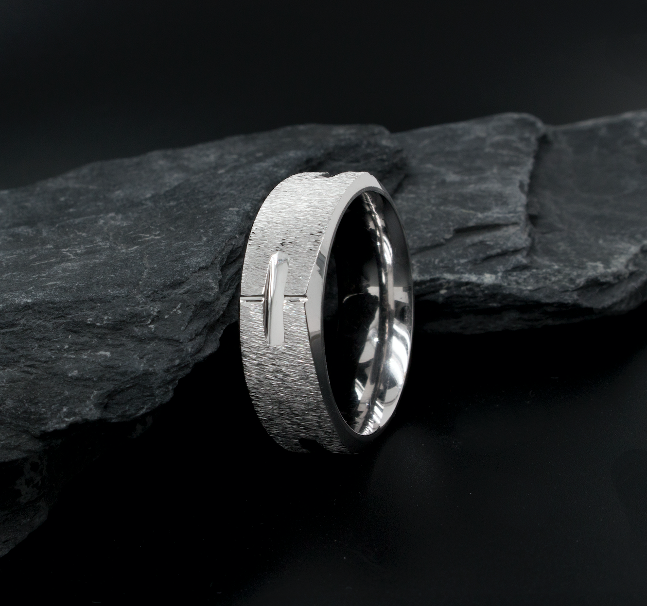 ring, ring on white background, brushed ring, grooved ring, vertical grooves, scratched texture, textured ring, ring with corners, white gold ring, mens wedding band, womens wedding band, unisex ring