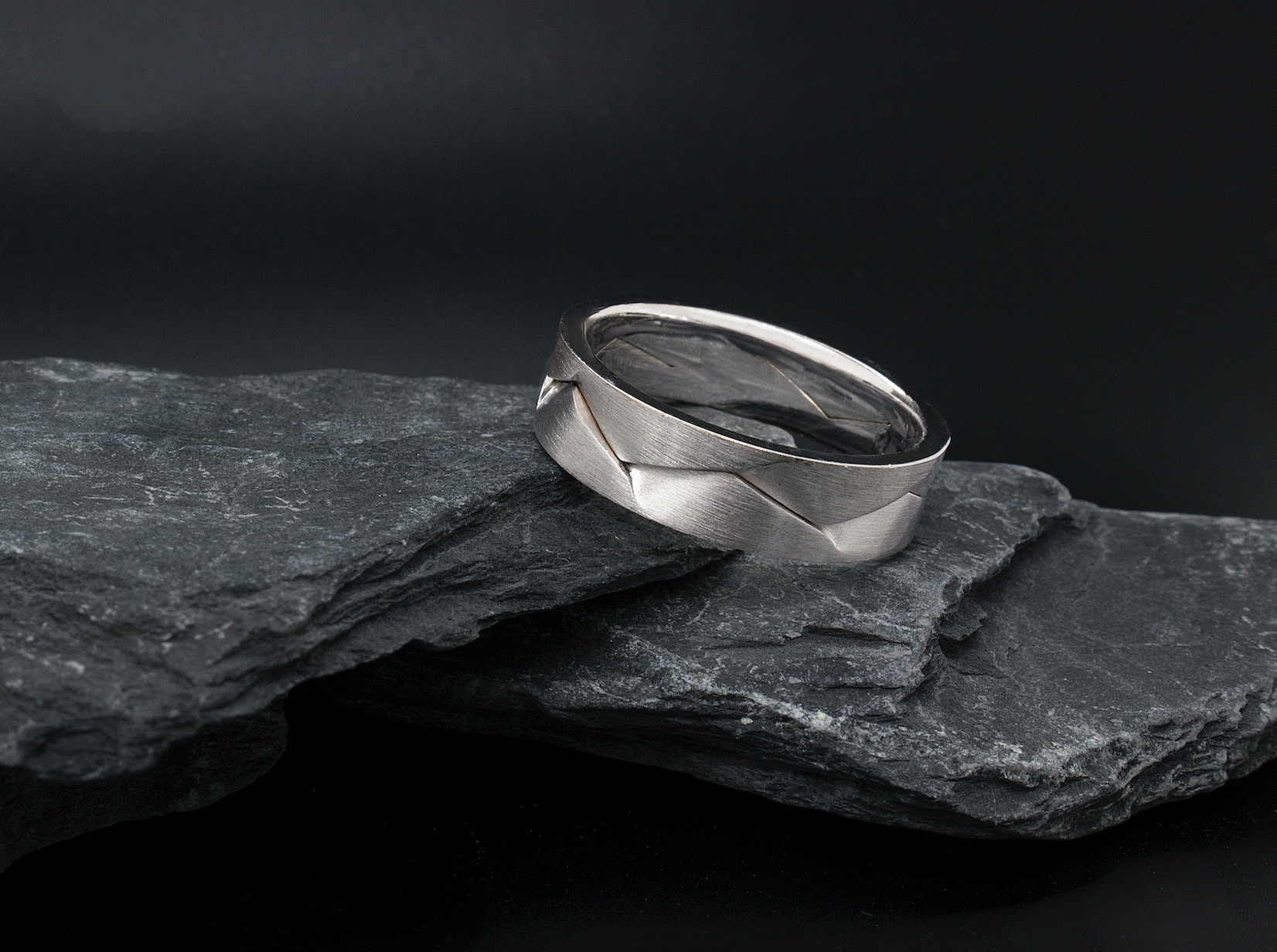 ring, ring on white, 8mm ring, white gold ring, solid gold ring, 3d ring, textured ring, cracked ring, geometric ring, mens ring, womens ring, modern ring