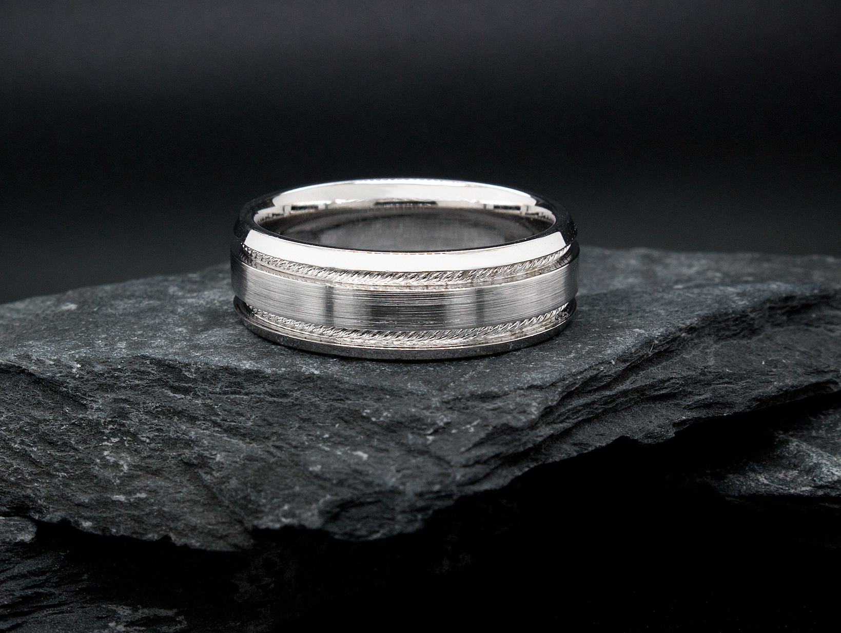 solid white gold ring, silver color ring, mens wedding band, womens wedding band, unisex wedding band, brushed ring, migrain ring, traditional wedding band, mens rings, trendy ring, silver jewelry