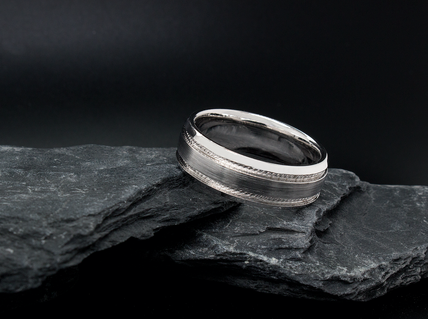 solid white gold ring, silver color ring, mens wedding band, womens wedding band, unisex wedding band, brushed ring, migrain ring, traditional wedding band, mens rings, trendy ring, silver jewelry