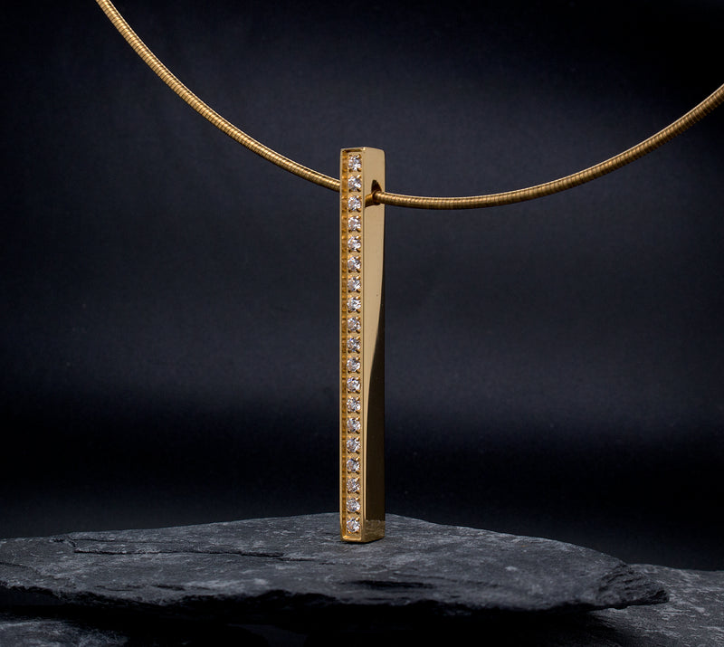 yellow gold pendant, pendant, necklace, yellow gold plated necklace, bar necklace, vertical bar necklace, coil chain, yellow gold plated necklace, alternative diamond necklace, modern necklace, unisex necklace